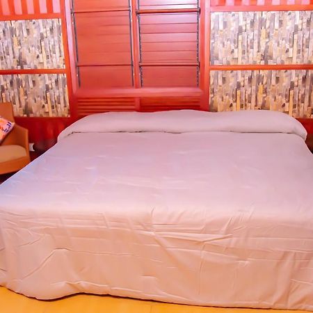 Tahals Holiday Villas Nadi Exterior photo
