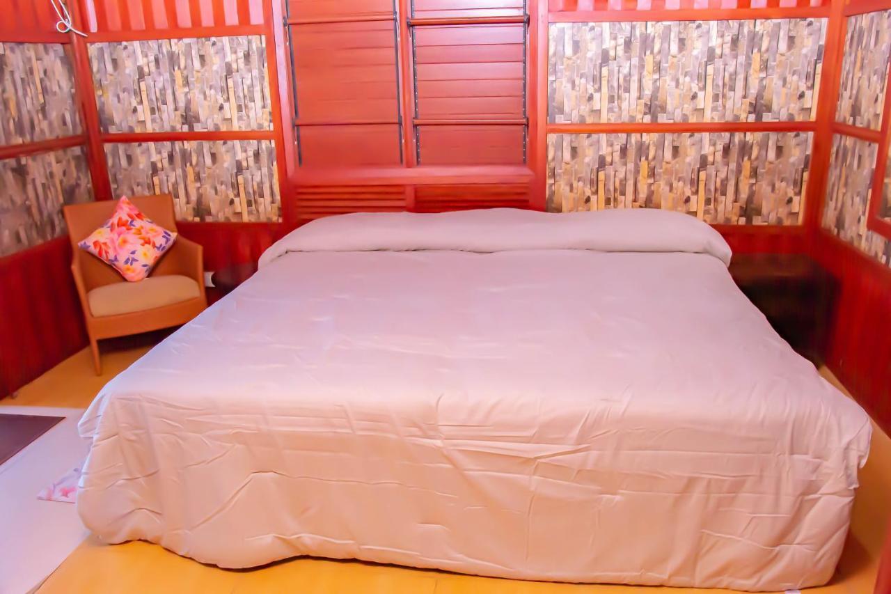 Tahals Holiday Villas Nadi Exterior photo