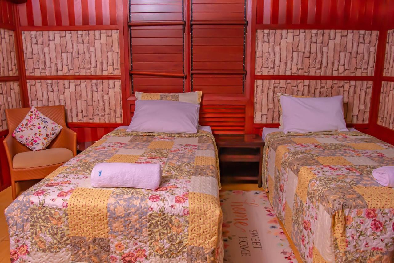 Tahals Holiday Villas Nadi Exterior photo
